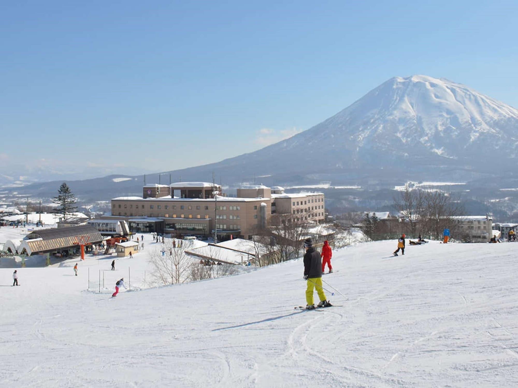 Hotel Niseko Alpen Kutchan Exterior photo